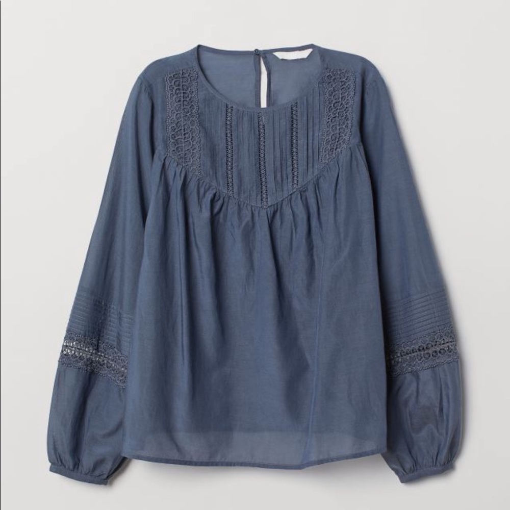 H&M blue blouse with pin tucks bohemian size 4